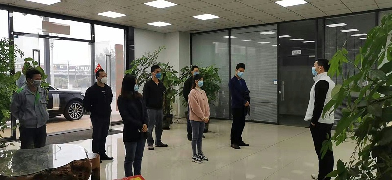 同心同行，共抗时艰！